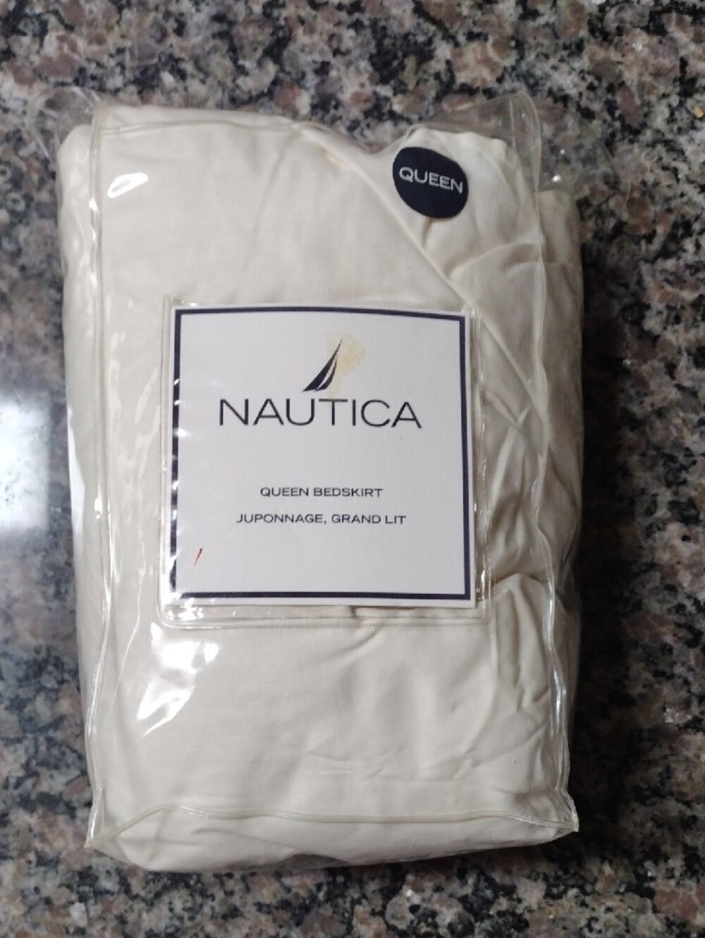 Nautica Classic Cream Queen Ruffled Bed Skirt New in package - Picture 1 of 10